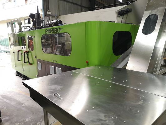 6 Cavity Plastic Blow Molding Machine 380V 50HZ For 38mm Neck Size Bottle